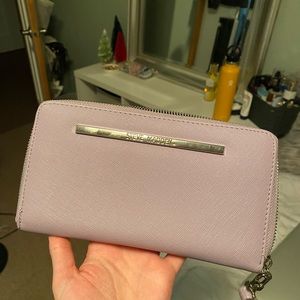 Steve Madden hand wallet In lilac